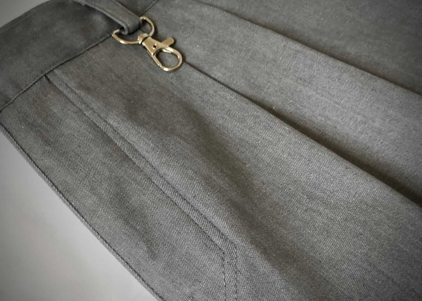Jorts pleated grey
