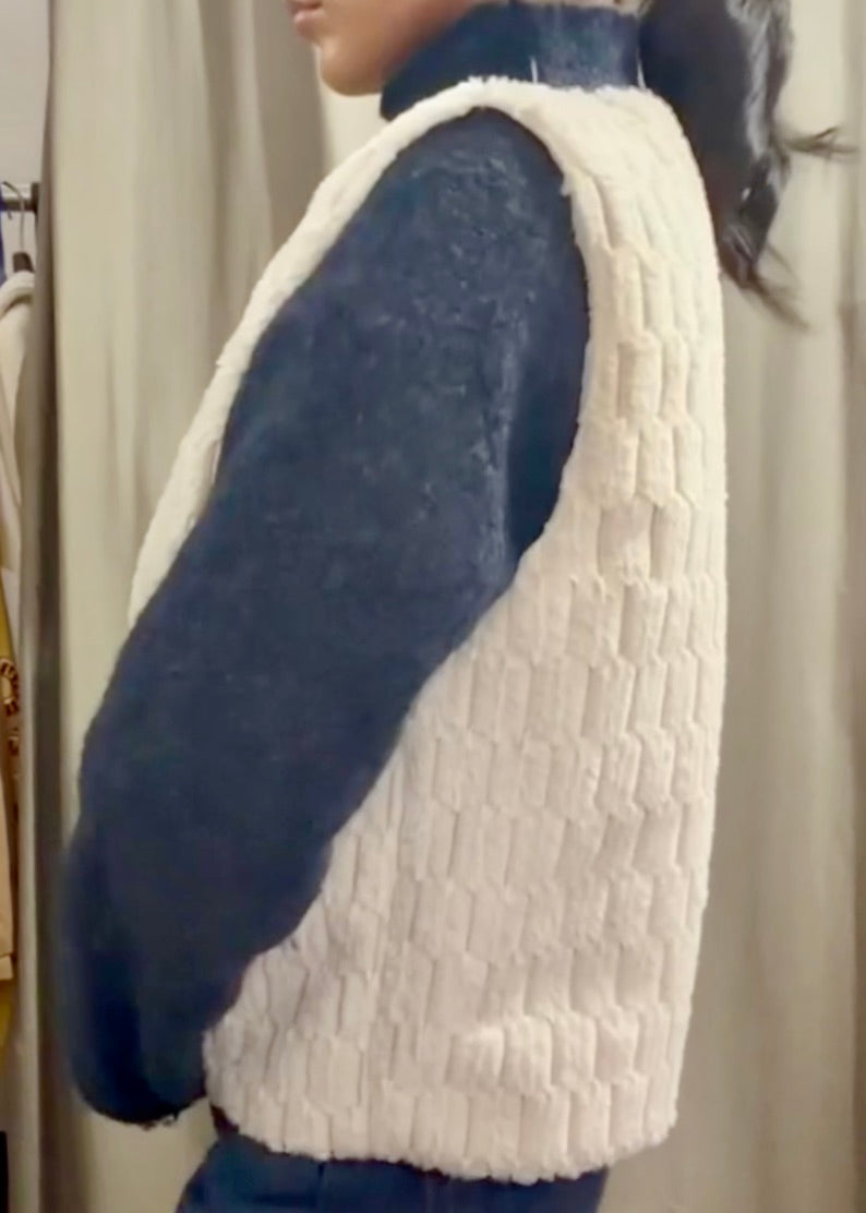 Gilet sans manche en fourrure